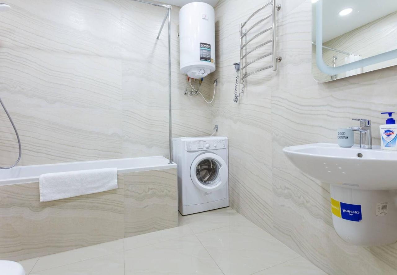 Апартаменти Герцена 35 Kyiv Exterior photo